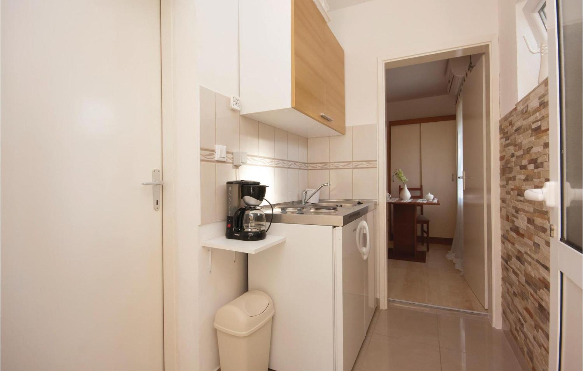 Nice Apartment In Raslina With House Sea View Εξωτερικό φωτογραφία