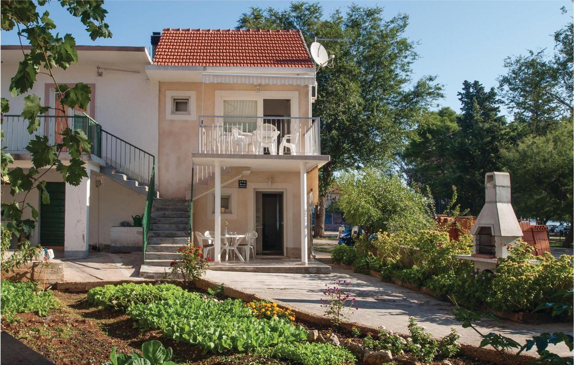 Nice Apartment In Raslina With House Sea View Εξωτερικό φωτογραφία